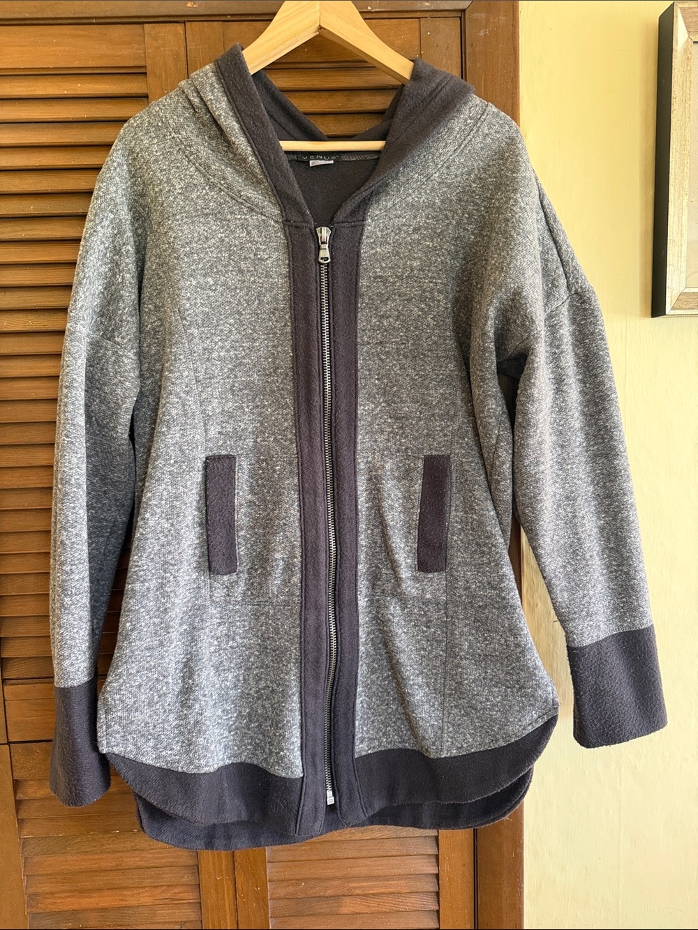 VENUS Two-Tone Gray Hooded Utility Jacket